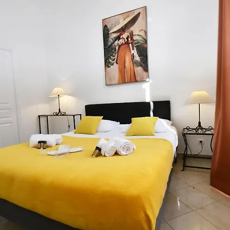 Daire Tou'can Yourhosthelper *