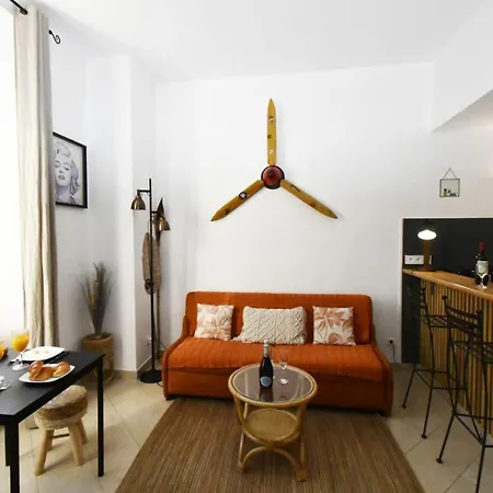 Tou'can Yourhosthelper * קאן