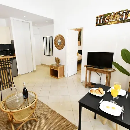 Tou'can Yourhosthelper *