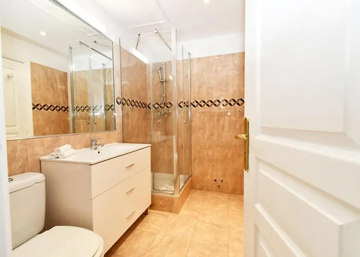 Tou'can Yourhosthelper