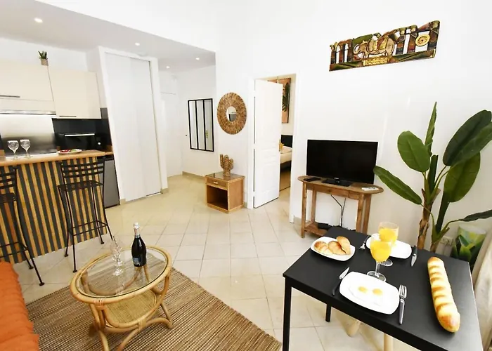 Tou'can Yourhosthelper *